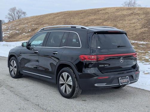 2023 Mercedes-Benz EQB 300 4MATIC
