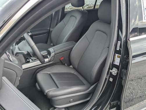 2023 Mercedes-Benz EQB 300 4MATIC