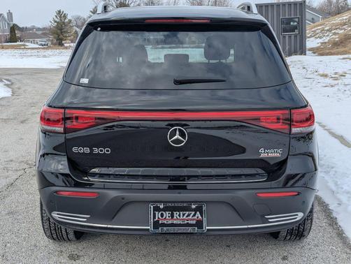 2023 Mercedes-Benz EQB 300 4MATIC