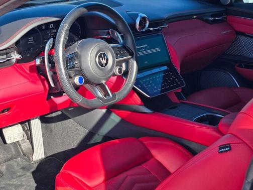 2024 Maserati GranCabrio Trofeo