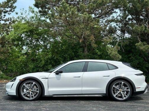 2023 Porsche Taycan Turbo