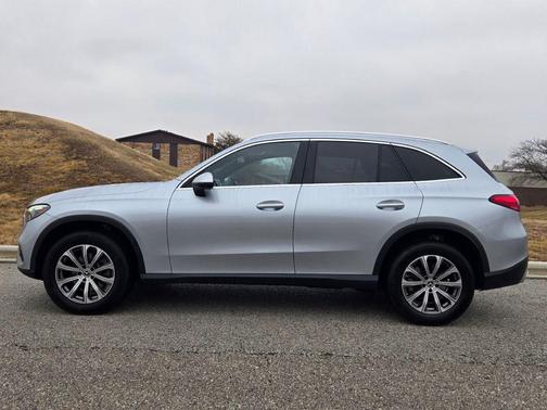 2023 Mercedes-Benz GLC 300 4MATIC
