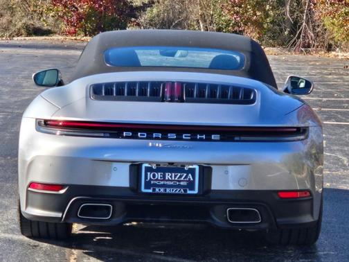 2025 Porsche 911 Carrera