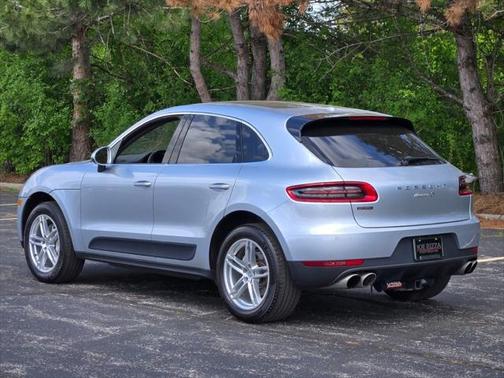 2016 Porsche Macan S
