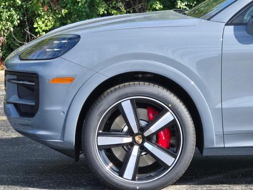 2026 Porsche Cayenne S