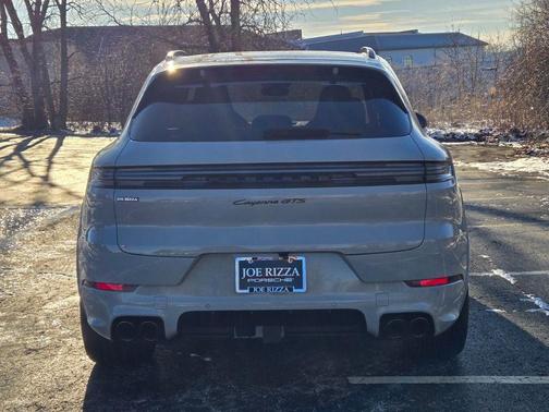 2026 Porsche Cayenne GTS