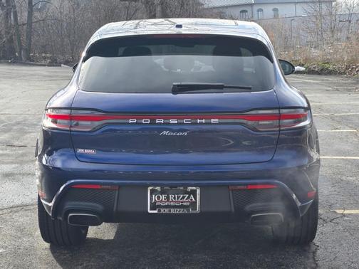 2026 Porsche Macan 