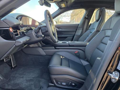 2026 Porsche Taycan 4