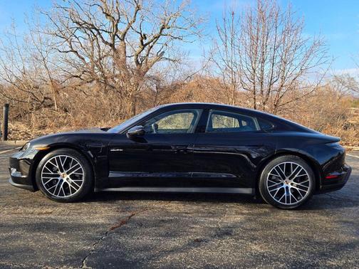 2026 Porsche Taycan 4