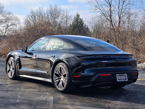 2026 Porsche Taycan 4