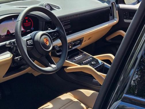 2025 Porsche Cayenne