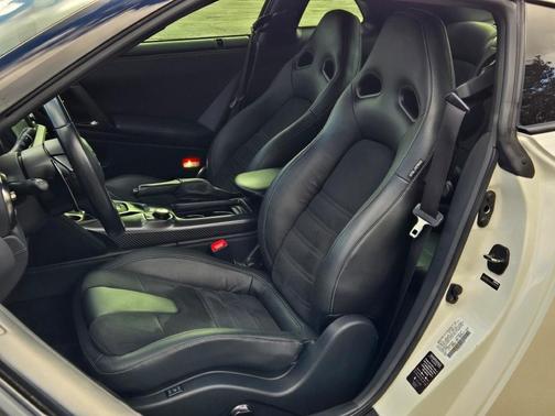 2020 Nissan GT-R Premium Dual-clutch 6-Speed Transmission