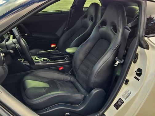 2020 Nissan GT-R Premium Dual-clutch 6-Speed Transmission