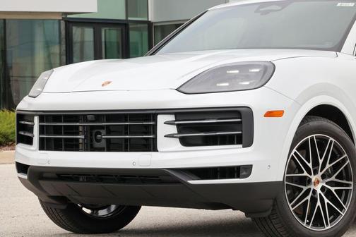White 2026 Porsche Cayenne Cayenne