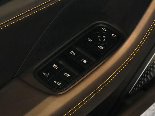 2025 Porsche Panamera GTS