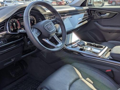2024 Audi Q8 55 Prestige