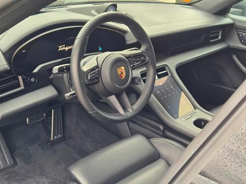 2025 Porsche Taycan Base