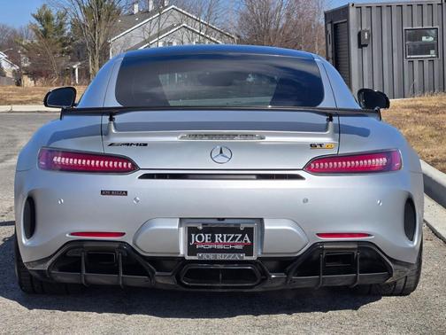 2018 Mercedes-Benz AMG GT R