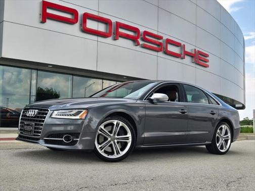 2015 Audi S8 4.0T