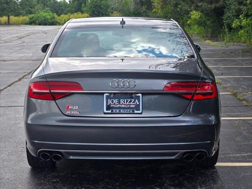 2015 Audi S8 4.0T