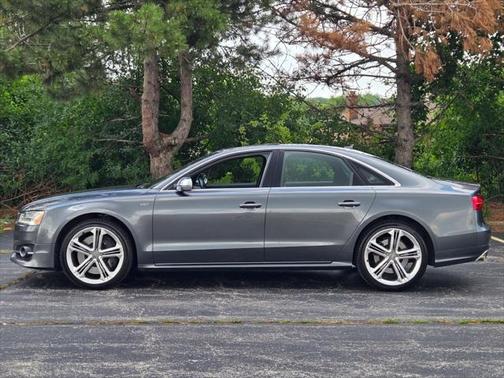 2015 Audi S8 4.0T