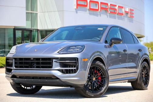 Platinum Silver Metallic 2026 Porsche Cayenne S
