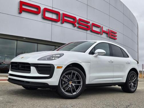 2026 Porsche Macan 