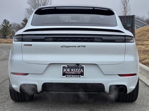 2026 Porsche Cayenne GTS