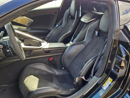 2023 Chevrolet Corvette Stingray w/3LT