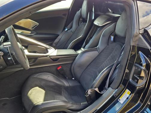 2023 Chevrolet Corvette Stingray w/3LT