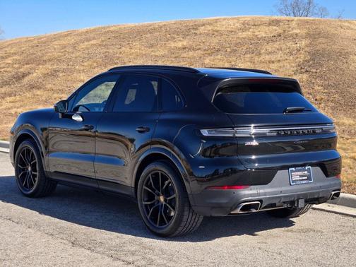 2025 Porsche Cayenne Cayenne