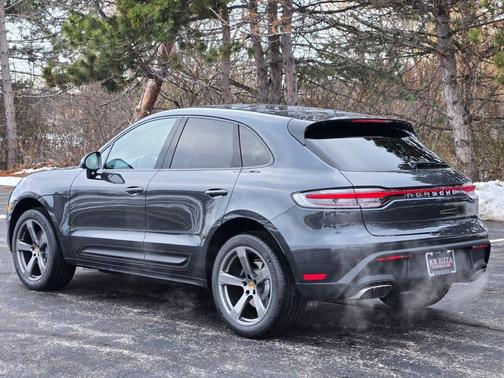 2026 Porsche Macan 