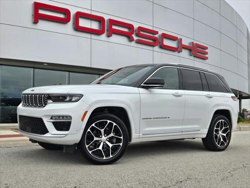 2022 Jeep Grand Cherokee Summit