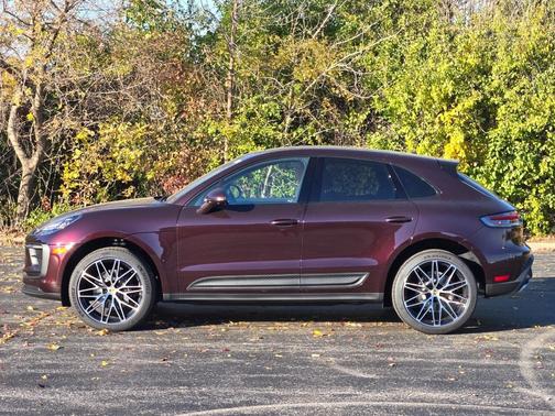 2026 Porsche Macan 