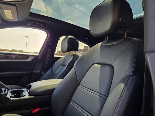 2025 Porsche Cayenne