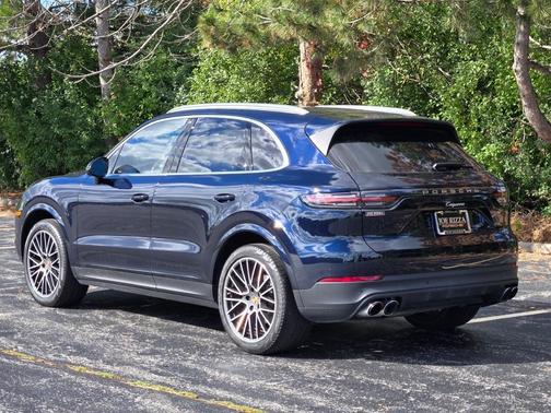 2022 Porsche Cayenne Cayenne