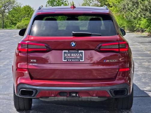 2021 BMW X5 M50i