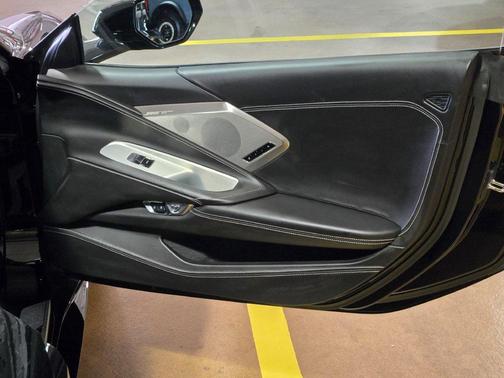 2023 Chevrolet Corvette Stingray w/3LT