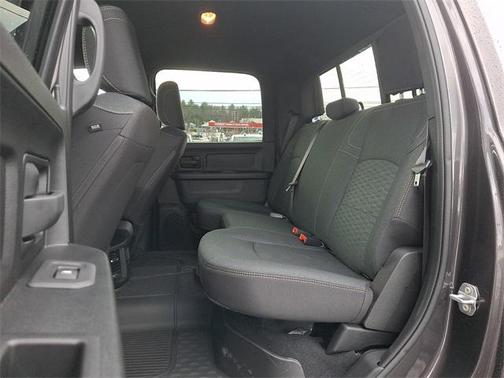 2026 RAM 2500 Black Express Crew Cab 4x4 6'4' Box