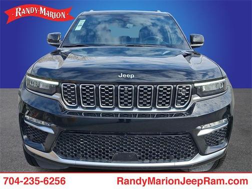2023 Jeep Grand Cherokee Summit