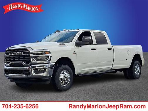 2026 RAM 3500 Tradesman Crew Cab 4x4 8' Box