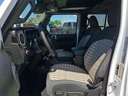 Bright White Clearcoat 2026 Jeep Wrangler 85th Anniversary