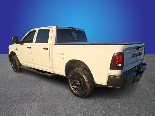 2026 RAM 2500 Tradesman Crew Cab 4x2 6'4' Box