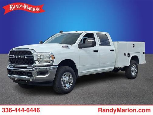 2024 RAM 3500 Tradesman Crew Cab 4x4 8' Box