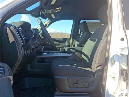 2026 RAM 2500 Big Horn Crew Cab 4x4 6'4' Box