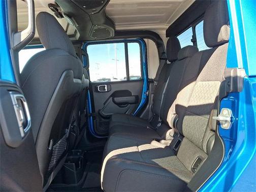 2026 Jeep Gladiator Mojave 4x4