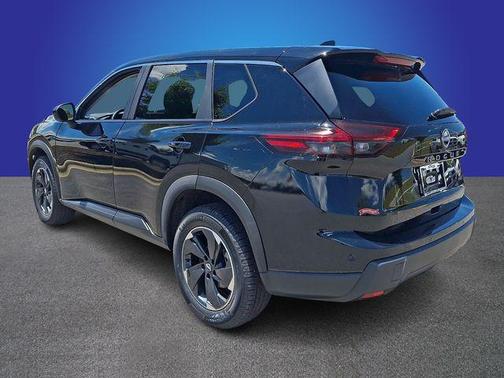 Super Black 2025 Nissan Rogue SV