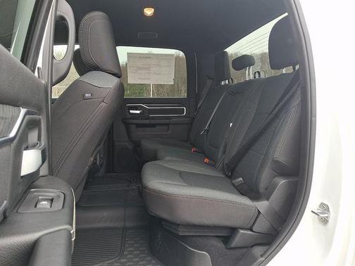 2026 RAM 2500 Big Horn Crew Cab 4x4 6'4' Box