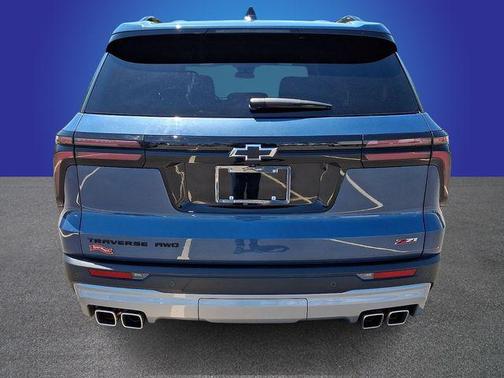 Lakeshore Blue Metallic 2025 Chevrolet Traverse AWD Z71
