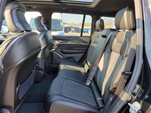 2024 Jeep Grand Cherokee 4xe Overland